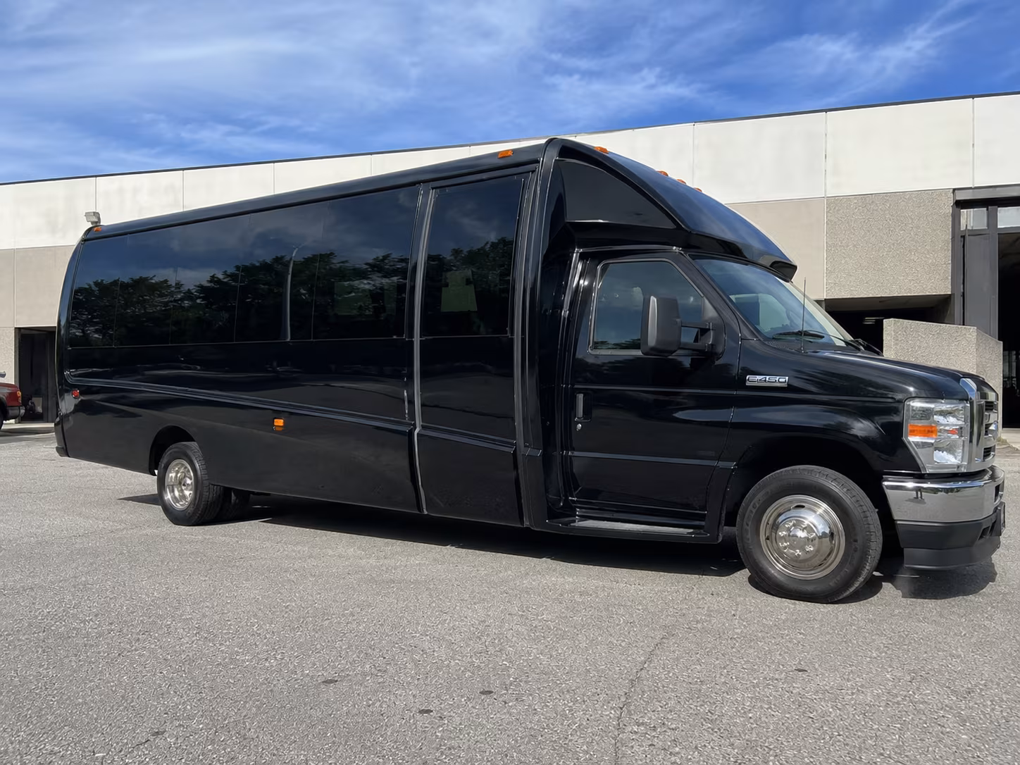 book a bus for your next airport transfer 5