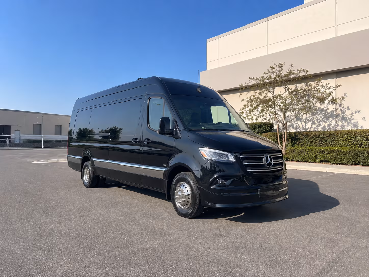 book a bus for your next corporate event 1