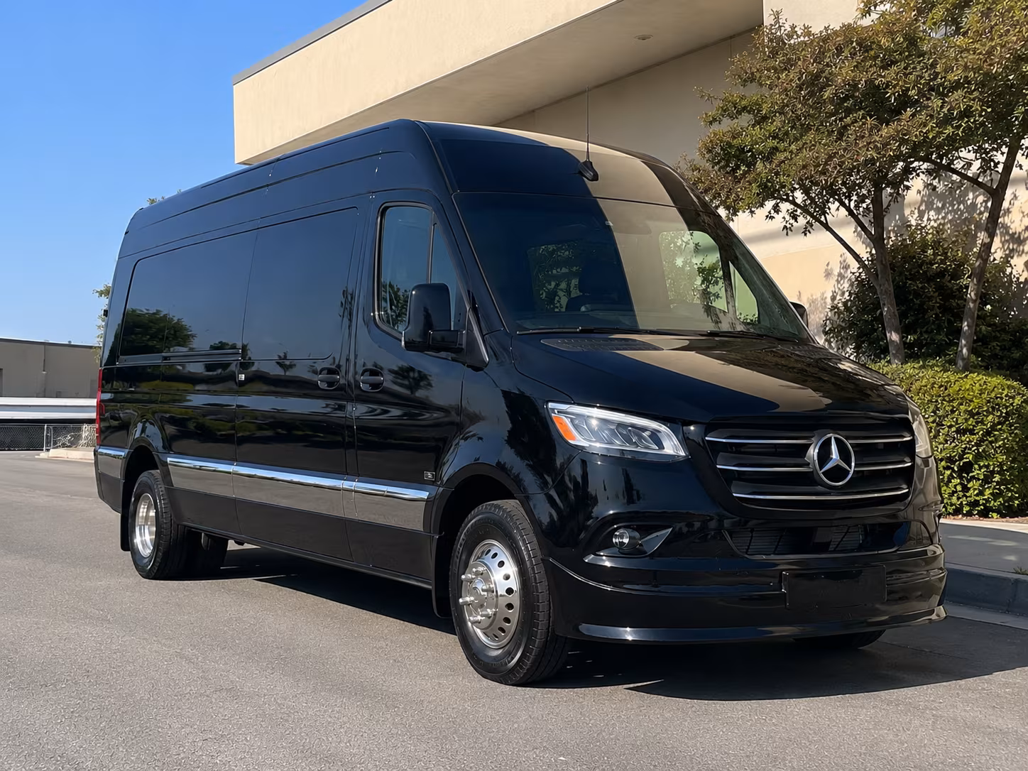 book a bus for your next private event 3