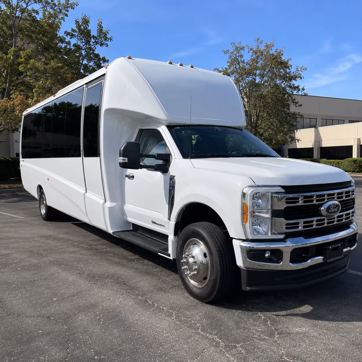 book a bus for your next prom 4