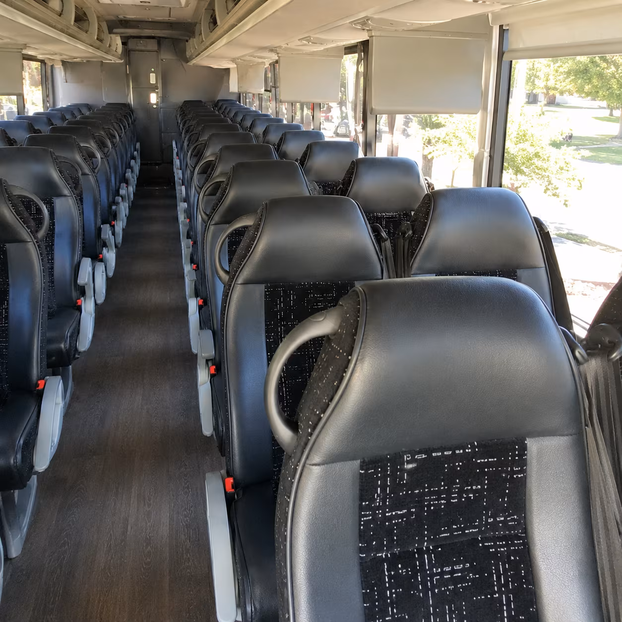 charter buses to red rocks amphitheatre shows and festivals