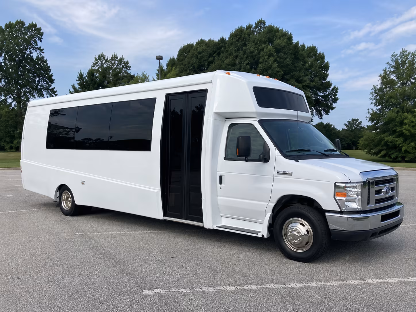 denver 18 passenger party bus